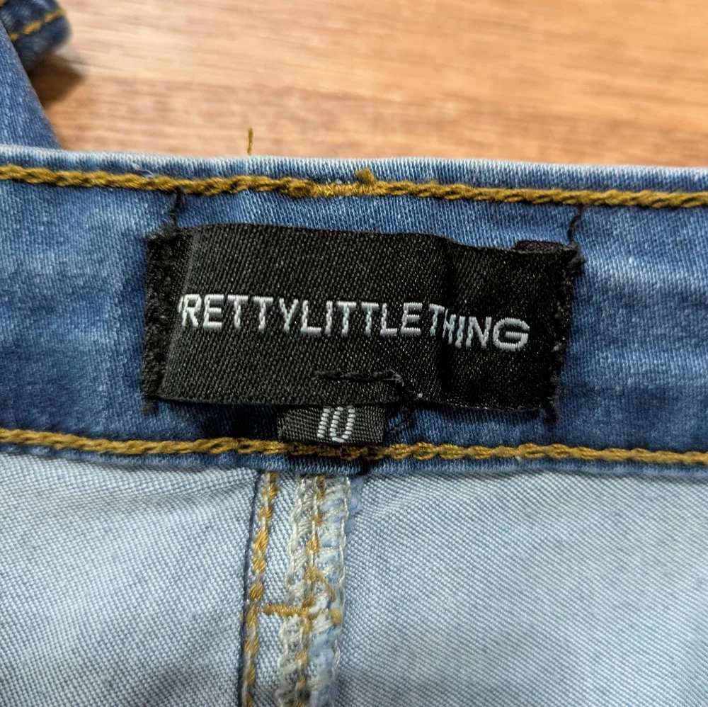 PrettyLittleThing Women's Skinny Blue Jeans Size 10 - Picture 5 of 8